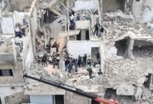 وفاة عامل من 3 تم إنقاذهم بعد انهيار مبنى في حلب
