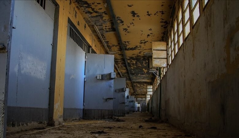عام على التحرير.. وحشية الأسد وسجونه خالدة في ذاكرة السوريين