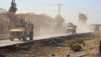 وفد أمريكي يصل منطقة دير حافر شرق حلب