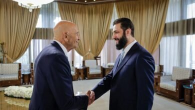 الشرع يستقبل المبعوث الأميركي ويؤكد على وحدة سوريا