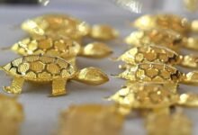 الذهب والفضة يواصلان التحليق مدفوعيَن بالطلب كملاذ آمن 13 الذهب والفضة يواصلان التحليق مدفوعيَن بالطلب كملاذ آمن
