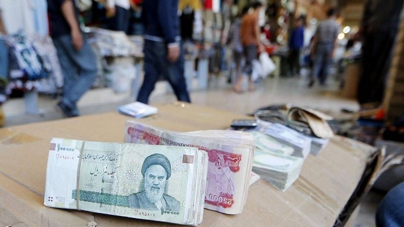 انهيار تاريخي.. الريال الإيراني يهوي إلى 1.5 مليون مقابل الدولار 2 5057473