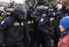 مينابوليس تحتج.. اختبار جديد لقبضة ترامب الحديدية؟ 13 مينابوليس تحتج.. اختبار جديد لقبضة ترامب الحديدية؟