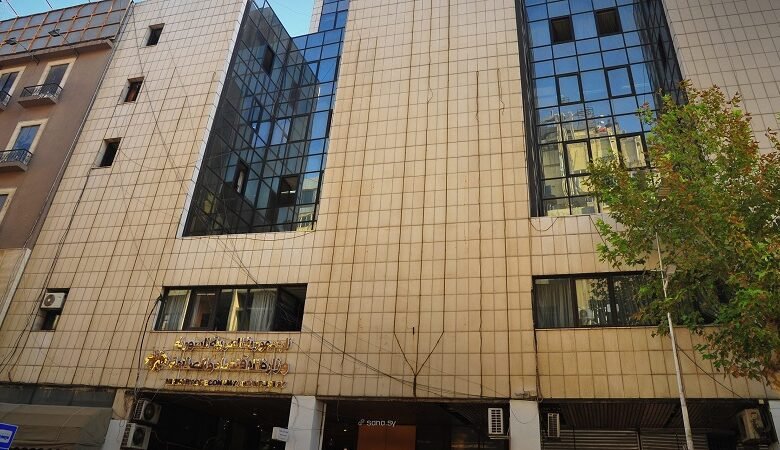 أكثر من 81 ألف منشأة صناعية وحرفية تعمل في سوريا 1 أكثر من 81 ألف منشأة صناعية وحرفية تعمل في سوريا
