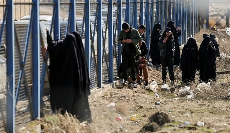 سجون ومخيمات.. أين معتقلو "داعش" في سوريا؟ 1 سجون ومخيمات.. أين معتقلو "داعش" في سوريا؟