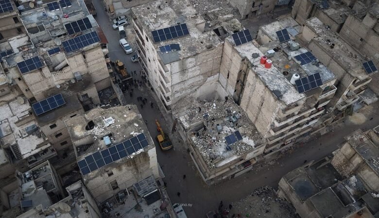 حادثة العامرية تفضح أزمة "سكن الموت" في أحياء حلب الشعبية! 1 حادثة العامرية تفضح أزمة "سكن الموت" في أحياء حلب الشعبية!