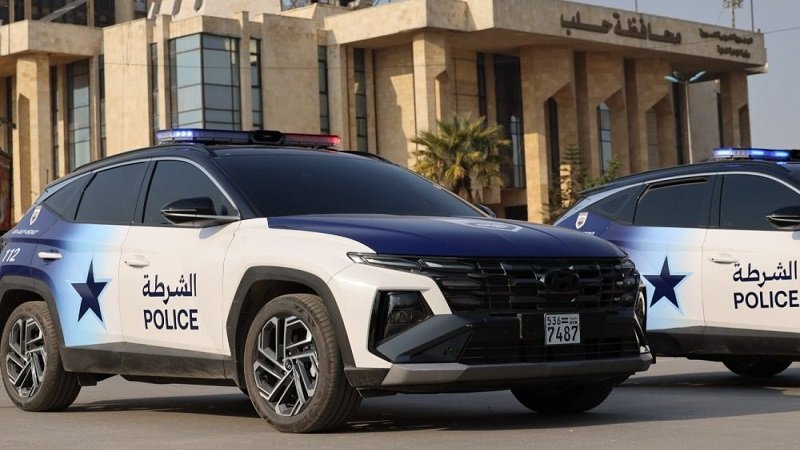 police cars rh4aksphb8c91hbre6fqqcrx8eixn3dvfiz9g9ou30 1