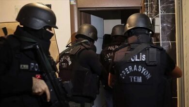 تركيا: القبض على 3 داعشيين سوريين في حملة أمنية 13 تركيا: القبض على 3 داعشيين سوريين في حملة أمنية
