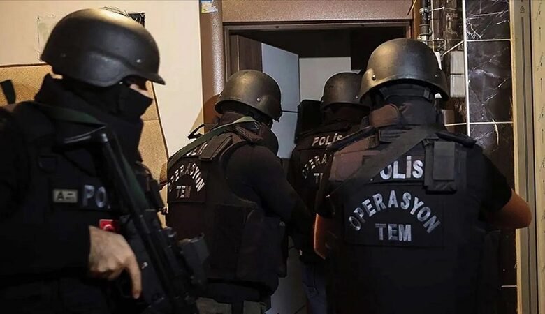 تركيا: القبض على 3 داعشيين سوريين في حملة أمنية 1 تركيا: القبض على 3 داعشيين سوريين في حملة أمنية