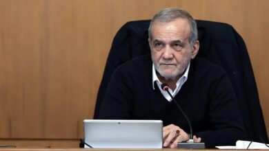 الرئيس الإيراني يعلن استعداداً مشروطاً للتفاوض مع الولايات المتحدة