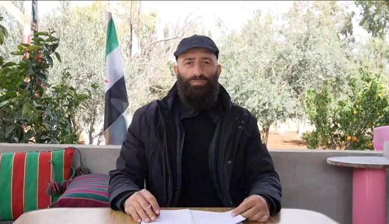  القيادي السابق أحمد العودة يسلم نفسه للسلطات السورية