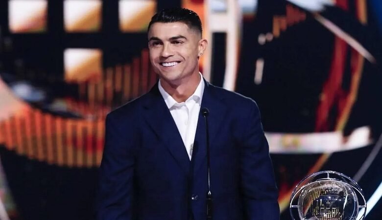رونالدو يستحوذ على 25% من ألميريا الإسباني