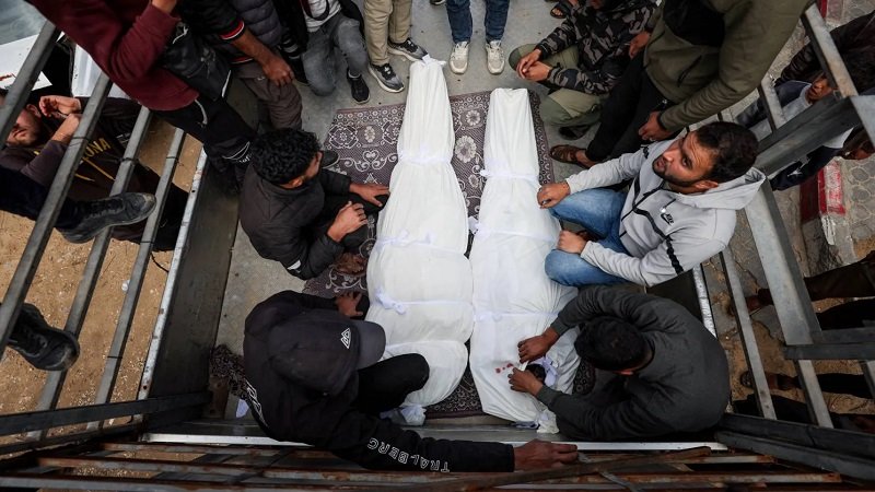 مقتل 5 أشخاص على الأقل بغارات إسرائيلية على غزة 2 1413414