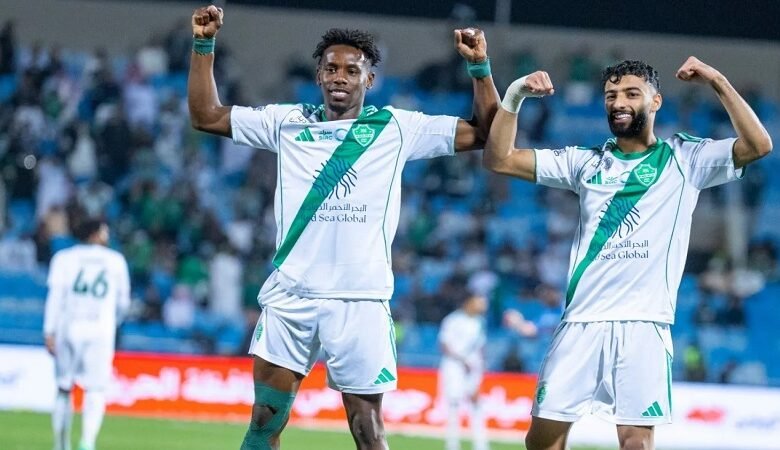 الأهلي السعودي.. تحول فني لافت وصعود صاروخي نحو اللقب 1 الأهلي السعودي.. تحول فني لافت وصعود صاروخي نحو اللقب