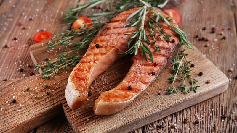 201123042706476الاسماك الدهنية للحامل