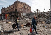 واشنطن وكييف تبحثان إعمار أوكرانيا بـ800 مليار دولار في جنيف