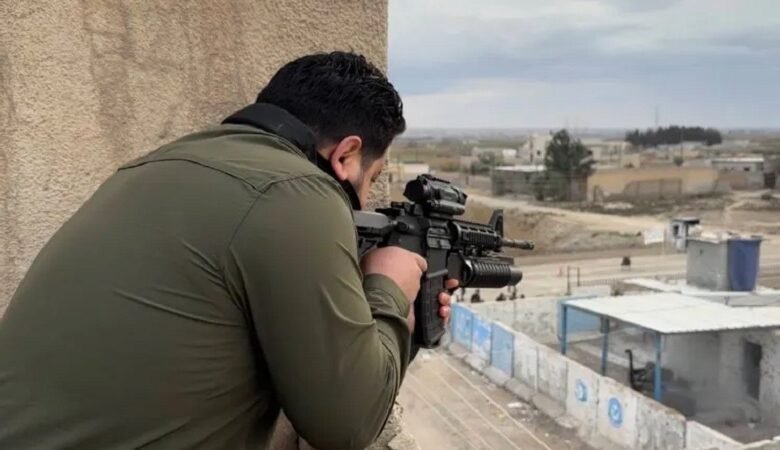 سوريا تفكك خلية لداعش هاجمت حاجزاً أمنياً غربي الرقة 1 سوريا تفكك خلية لداعش هاجمت حاجزاً أمنياً غربي الرقة