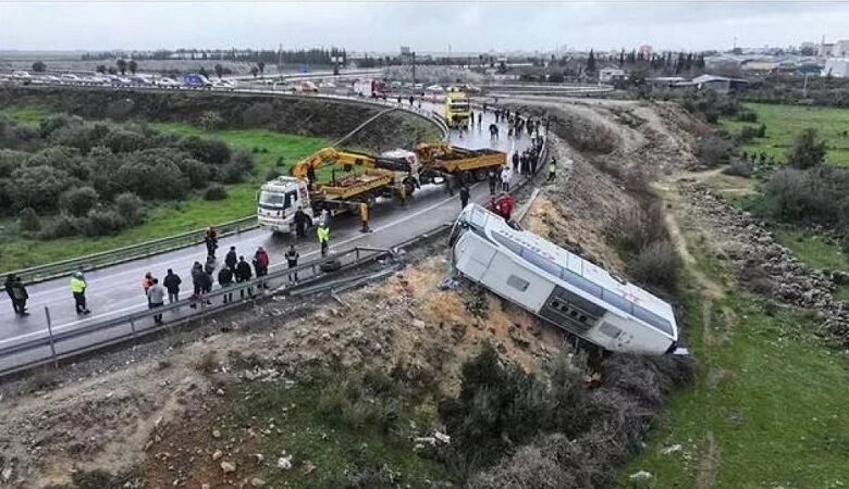 16 قتيلاً و30 جريحاً في حادثي سير في جنوب تركيا 1 16 قتيلاً و30 جريحاً في حادثي سير في جنوب تركيا