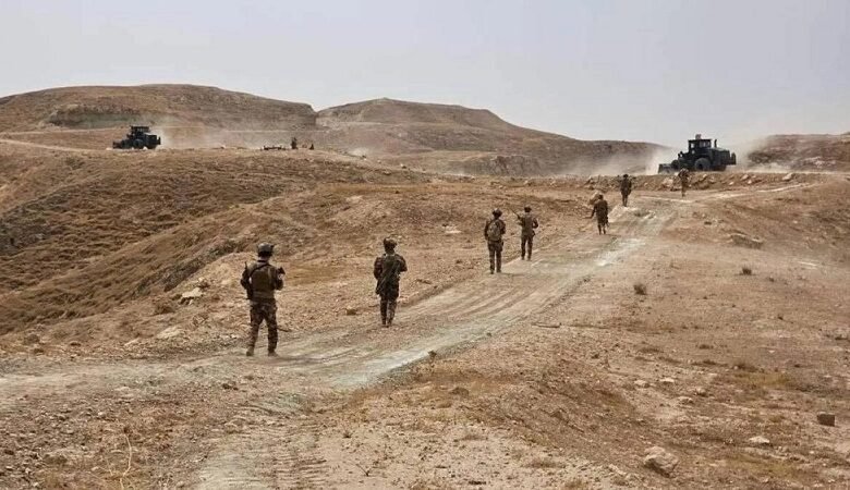 العراق يتسلم 4583 معتقلاً من عناصر داعش المحتجزين في سوريا 1 العراق يتسلم 4583 معتقلاً من عناصر داعش المحتجزين في سوريا