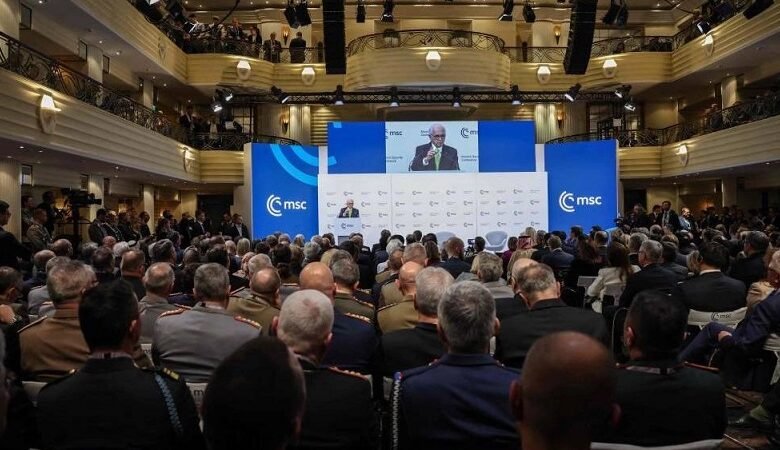 مؤتمر ميونيخ للأمن: أوروبا تحت الضغط الأمريكي 1 مؤتمر ميونيخ للأمن: أوروبا تحت الضغط الأمريكي