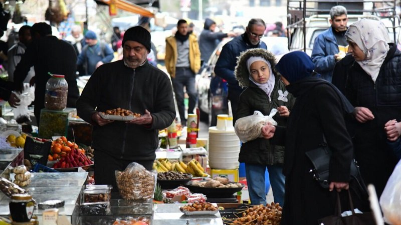 كم تبلغ تكلفة وجبتي السحور والإفطار في رمضان؟ 2 photo 2026 02 17 11 08 57 1024x682 1