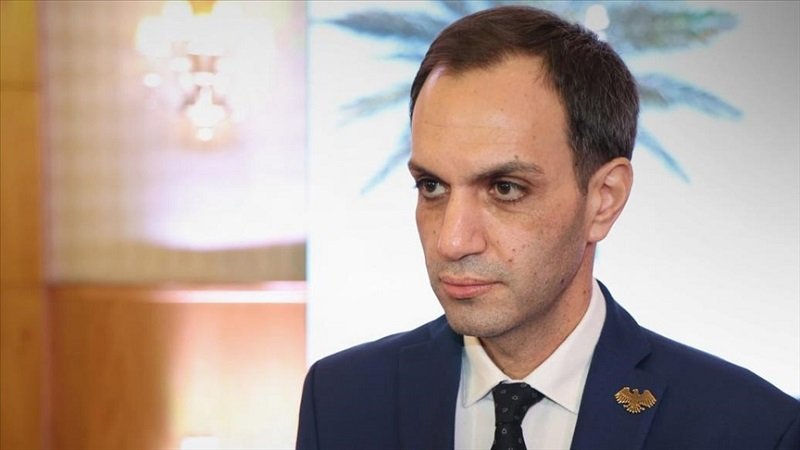 thumbs b c 0853162a81845f5bf6a15cbcf33cd0f7