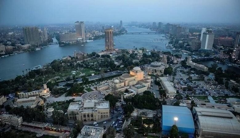 مصر تنفي صدور ضوابط جديدة لدخول السوريين إلى أراضيها