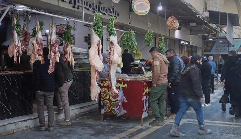 كيف يدير السوريون ميزانيتهم خلال رمضان في ظل ضغوط الإنفاق اليومي؟ 1 كيف يدير السوريون ميزانيتهم خلال رمضان في ظل ضغوط الإنفاق اليومي؟