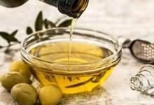 فوائد تناول ملعقة زيت زيتون يومياً