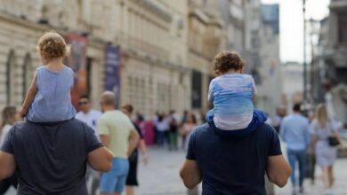 دراسة: الرضّع يتعلمون الخداع قبل أن يتمكنوا من الكلام