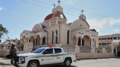 سوريا: عودة الهدوء إلى مدينة السقيلبية بعد أحداث شغب 15 سوريا: عودة الهدوء إلى مدينة السقيلبية بعد أحداث شغب