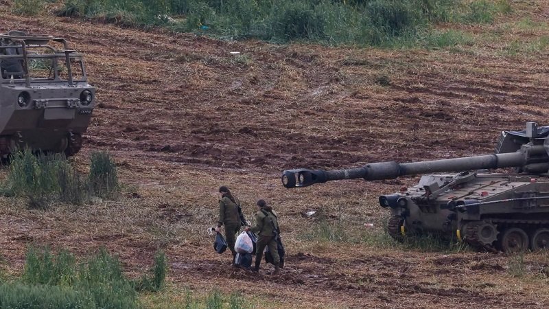 نتنياهو يأمر الجيش الإسرائيلي بتوسيع المنطقة العازلة في لبنان 2 1463723