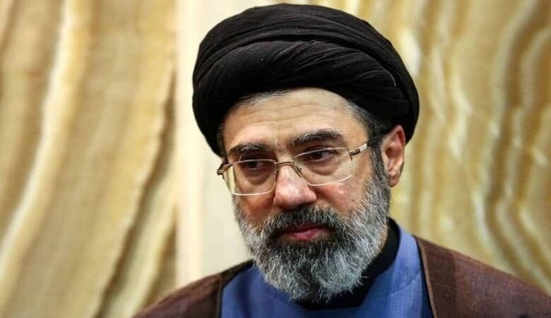 رويترز: مجتبى خامنئي على قيد الحياة ويُرجح أن يخلف والده 1 رويترز: مجتبى خامنئي على قيد الحياة ويُرجح أن يخلف والده