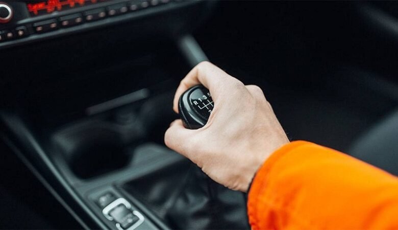 سيارتك تدفع الثمن.. عادات يومية تكلّفك الكثير! 1 سيارتك تدفع الثمن.. عادات يومية تكلّفك الكثير!
