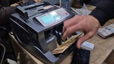 تعدد العملات يفتح باب الاستغلال في أسواق الشمال السوري 14 تعدد العملات يفتح باب الاستغلال في أسواق الشمال السوري