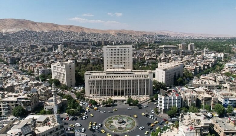 ما الدور المرتقب لسوق دمشق للعملات والذهب؟ 1 121 1024x682 1