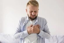 تعرف على أسباب آلام الصدر 13 تعرف على أسباب آلام الصدر