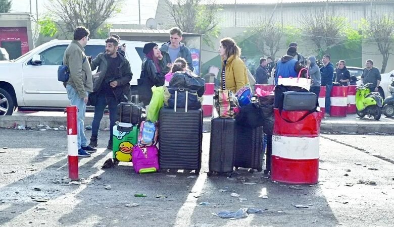 هل أسهمت الحرب الإسرائيلية على لبنان في عودة السوريين إلى بلدهم؟ 1 هل أسهمت الحرب الإسرائيلية على لبنان في عودة السوريين إلى بلدهم؟