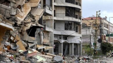 لبنان.. سباق بين الغارات والمفاوضات