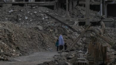 تحديات إزالة الأنقاض وإعادة الإعمار في دمشق وريفها