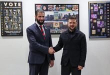 زيلينسكي يزور سوريا لأول مرة ويبحث مع الشرع قضايا الدفاع 17 زيلينسكي يزور سوريا لأول مرة ويبحث مع الشرع قضايا الدفاع