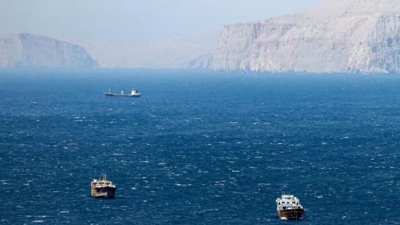 هل ينعكس تراجع التوتر في مضيق هرمز على الاقتصاد السوري؟ 2 Strait of Hormuz 1024x576 1
