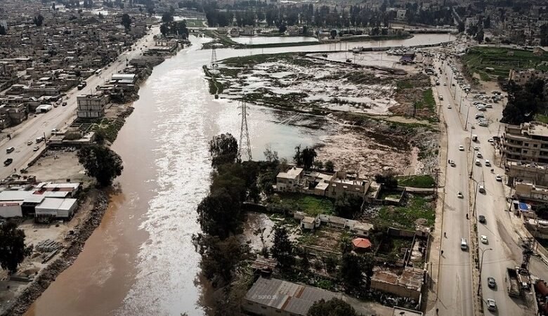 مصرع طفل وإصابة 12 شخصاً جراء سيول في سوريا