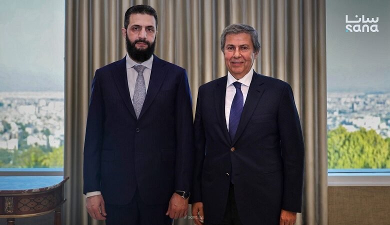 الشرع يلتقي رجل الأعمال السوري محمد كامل صباغ شرباتي 1 الشرع يلتقي رجل الأعمال السوري محمد كامل صباغ شرباتي
