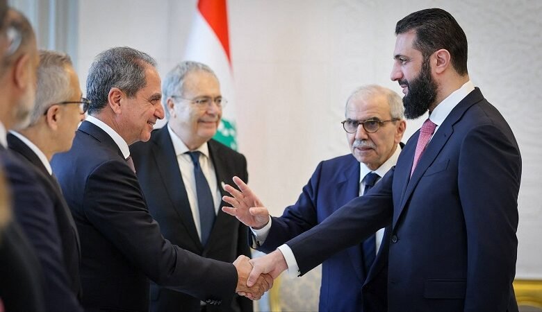 لبنان يسلّم دفعة ثانية من المحكومين السوريين قبل «الأضحى»