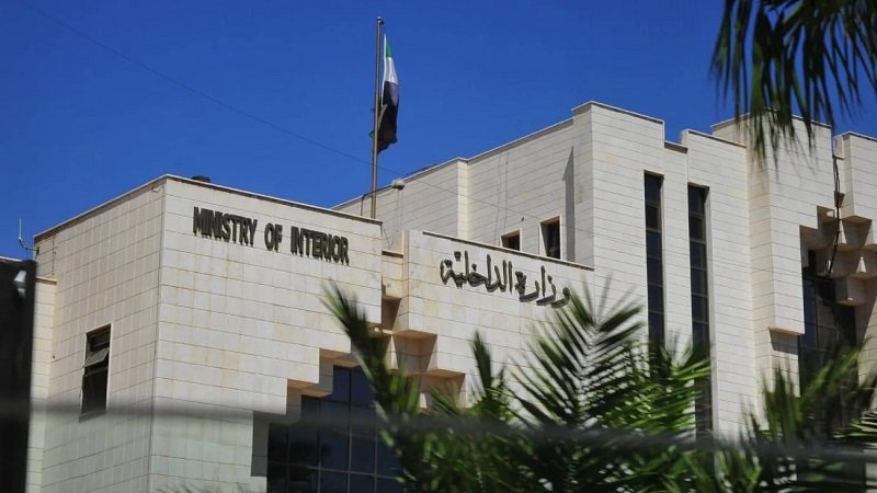 القبض على أحد ضباط النظام السوري البائد 2 1557420