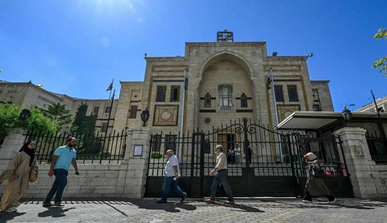 8 يونيو موعداً لانعقاد أولى جلسات البرلمان السوري 1 8 يونيو موعداً لانعقاد أولى جلسات البرلمان السوري