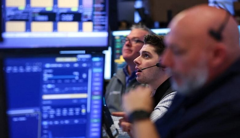 طفرة الذكاء الاصطناعي تعيد التدفقات العالمية إلى صناديق الأسهم 1 طفرة الذكاء الاصطناعي تعيد التدفقات العالمية إلى صناديق الأسهم