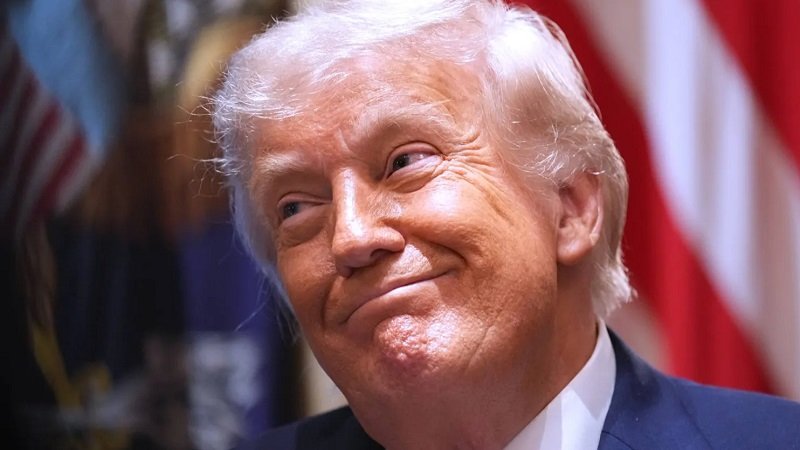 1568788