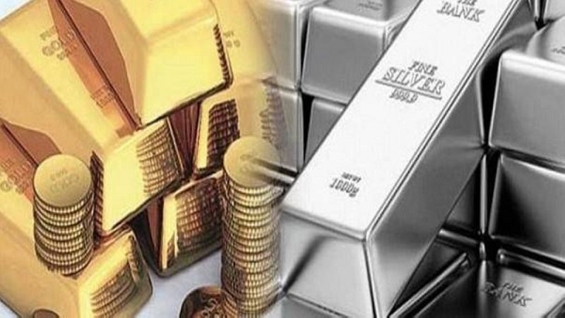 الذهب يكسر حاجز الـ 4500 دولار والفضة تحلق بدعم صناعي 2 5203129